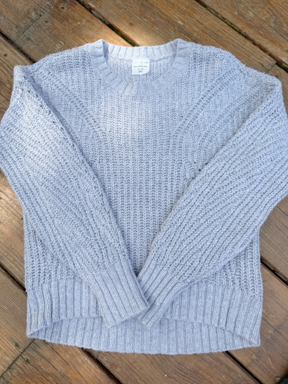 abercrombie kids Grey Ribbed Crewneck Sweater Size 11/12